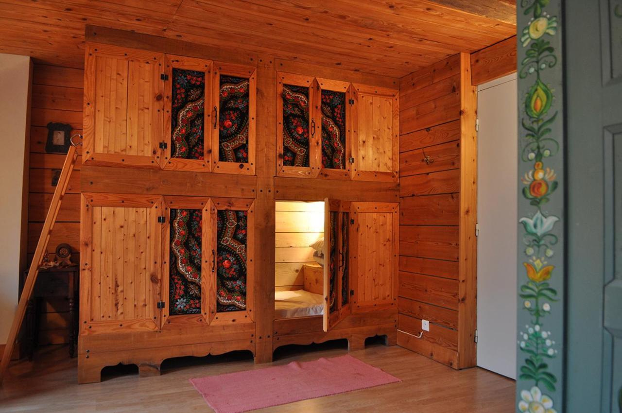 Bed and Breakfast L'Echappee Belle Lacourt Exterior foto